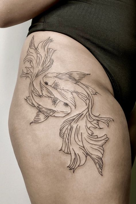 Large fineline koi fish tattoo on hip. Click to see it on @ken.tatts on Instagram Hip Tattoos Koi Fish, Koi Fish Tattoo Hip Thigh, Koi Hip Tattoos Women, Thigh Fish Tattoo, Koi Tattoo Thigh, Koi Fish Hip Tattoos Women, Koi Fish Tattoo On Hip, Koi Hip Tattoo, Lotus And Koi Fish Tattoo