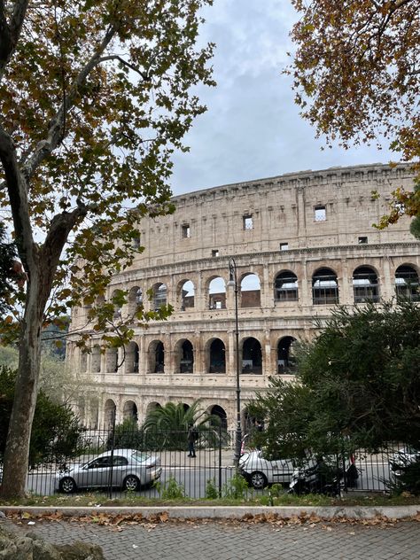 Italy In Fall Aesthetic, Rome In The Fall, Italy Autumn Aesthetic, Baby Netflix Aesthetic, Rome Autumn, Rome In November, Rome November, Europe November, Fall In Italy