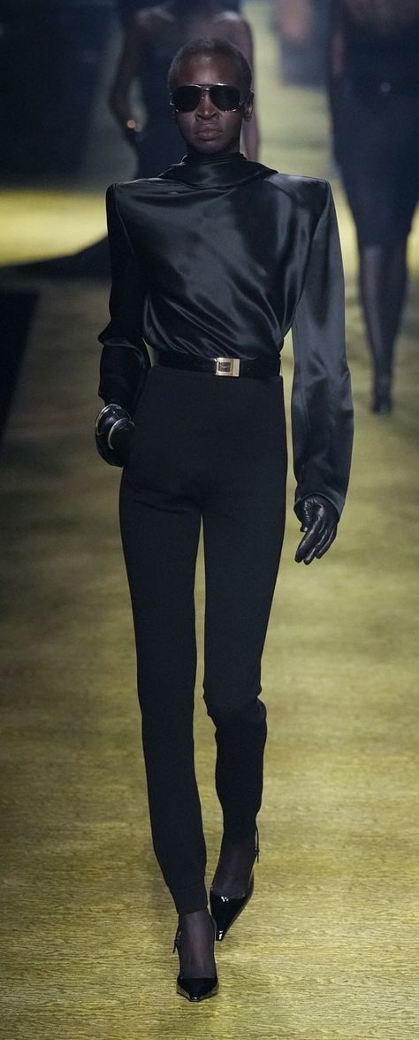 Ysl Fall 2023, Ysl Outfit Aesthetic, Ysl Look, Ysl Outfits Women, Ysl Suit, Ysl 2023, Ysl Outfit, Ysl Runway, Blue Label