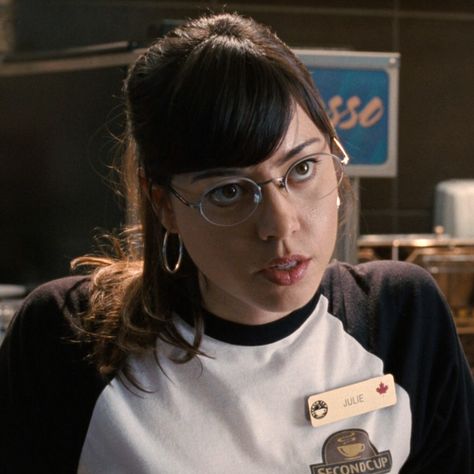 Aubrey Plaza Scott Pilgrim, Julie Powers, Scott Pilgrim Movie, Ingrid Goes West, Pilgrim Costume, Scott Pilgrim Vs The World, Scott Pilgrim Vs. The World, Aubrey Plaza, Vs The World