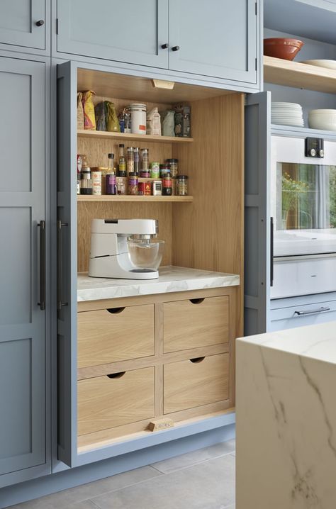 Clever Kitchen Storage, Hidden Kitchen, Kitchen Cupboard Designs, Kitchen Pantry Design, Interior Renovation, Kitchen Cupboard, Kitchen Room Design, Kitchen Inspiration Design, Pantry Design