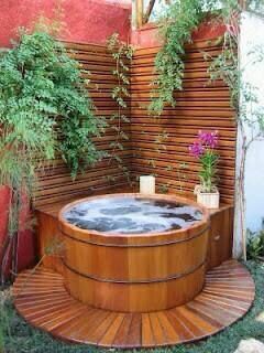 Plung Pools, Jacuzzi Outdoor Ideas, Whirlpool Deck, Wooden Hot Tub, Round Hot Tub, Hot Tub Landscaping, Hot Tub Designs, Hot Tub Patio, Cedar Hot Tub