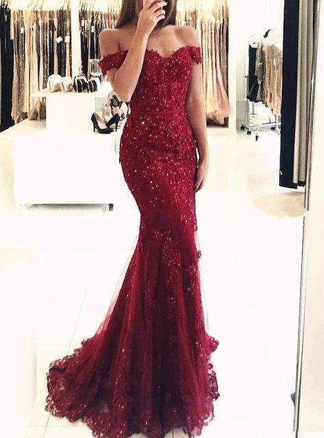 Burgundy Bridesmaid Dresses Lace, Prom Dresses Off The Shoulder, Mermaid Prom Dresses Lace, Mermaid Evening Gown, Lace Bridesmaids, Wattpad Romance, Lace Mermaid, Lace Bridesmaid Dresses, Lace Evening Dresses