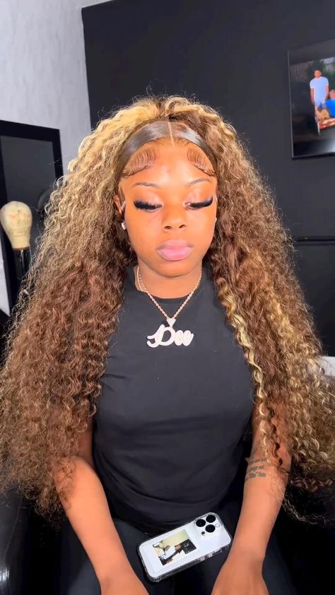 Fluffy Ponytail, Lace Wigs Styles, Highlight Wig, Loose Deep Wave, Frontal Wig Hairstyles, Quick Weave Hairstyles, Frontal Hairstyles, Deep Wave Hairstyles, Dope Hairstyles