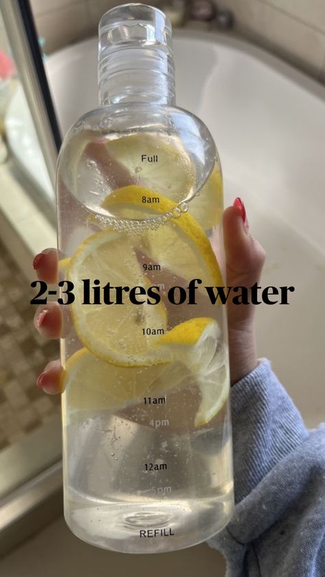 Healthy Food Motivation, Healthy Sweets Recipes, Clear Mind, Healthy Lifestyle Inspiration, Health Eating, Healthy Eating Recipes, Lemon Water, Infused Water, Lifestyle Inspiration