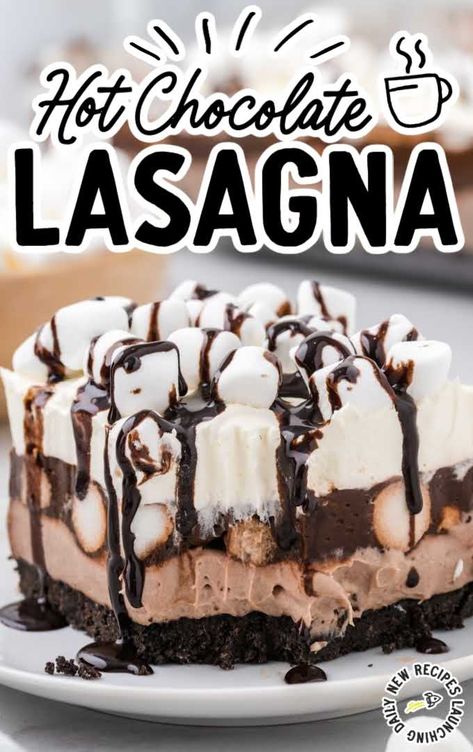 Hot Chocolate Lasagna Recipe, Hot Chocolate Lasagna Dessert, Hot Cocoa Desserts, Christmas Cookie Lasagna, Hot Chocolate Lasagna, Dessert Lasagnas, Chocolate Lasagne, Yule Recipes, Yule 2024