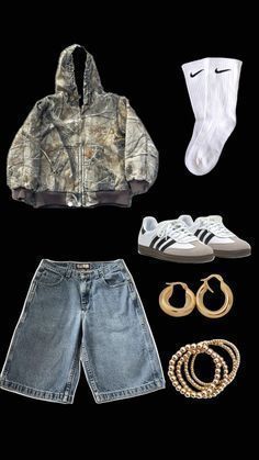 Socks To Wear With Sambas, Camo Fits Aesthetic, Light Blue Jorts Outfit, White Sambas Outfits, Outfits With White Sambas, Camo Jorts Outfit Idea, Camo Outfits For Black Women, Black And Gold Outfits Women, Camo Jacket Outfits For Women