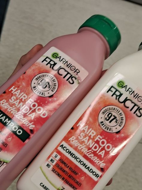 Shampoo Garnier Fructis Sandia, Shampoo Aesthetic, Garnier Shampoo, Garnier Fructis, Funky Nails, Glow Up?, Hair Skin, Beauty Care, Hair Products