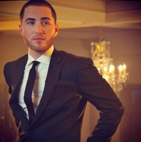 The only thing better than mike posner naked is mike posner in suit Mike Posner, Soundtrack To My Life, Man Crush Everyday, Most Beautiful People, The Perfect Guy, Walk Of Fame, Pretty Eyes, Dream Guy, Man Crush