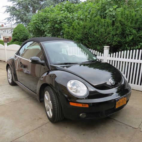 2007 Volkswagen Beetle, Beetle Pictures, Vw New Beetle, Volkswagen Beetle Convertible, Bug Car, Volkswagen New Beetle, Beetle Car, First Cars, Beetle Convertible