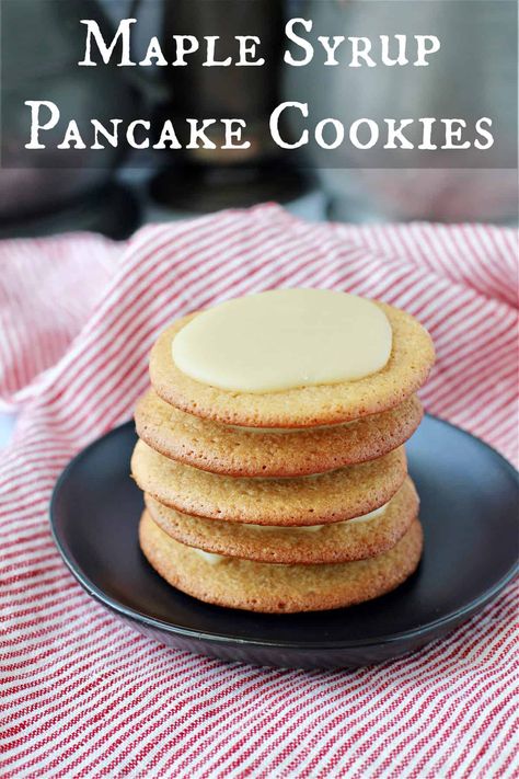 Pancake Cookies, Syrup Cookies, Pancake Cookie, Maple Desserts, Autumn Countryside, Pumpkin Dump Cake Recipe, Maple Cookies, Friends Recipes, Baked Squash