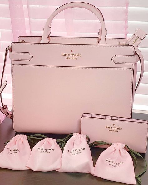 Kate Spade Purse Aesthetic, Light Pink Kate Spade Purse, Kate Spade Aesthetic, Pink Kate Spade Purse, Kate Spade Bag Pink, Pink Purses, Light Pink Purse, Kate Spade Purse Pink, Purse Aesthetic