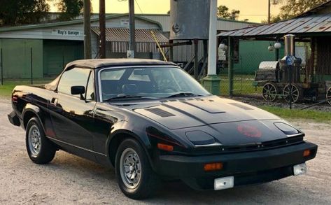 Tr7 Triumph, Triumph Tr7, Triumph Cars, Best Barns, New Sports Cars, Best Jdm Cars, Striped Upholstery, Rally Cars, Ford Classic Cars