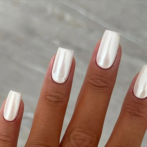 White Ideas Nails, White Holiday Nails Acrylic, White Chrome Nails Square, French Polish Nails, Pear Nails, Holiday Nails White, Pearly White Nails, Winter White Nails, Pearly Nails