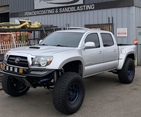 Custom Toyota Tacoma, 2nd Gen Tacoma, Badass Car, Toyota Tacoma Prerunner, Tacoma Prerunner, Toyota Offroad, Toyota Tacoma Mods, Tacoma X Runner, Tacoma Mods