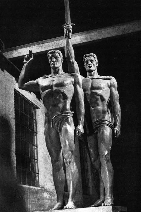 Masculine Art, Ancient Greek Sculpture, Character Statue, Anatomy Sculpture, Landmarks Art, Classic Sculpture, Greek Statues, Greek Mythology Art, Greek Sculpture