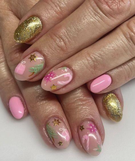 Stand out this Christmas with Fabulous Pink Nails - 45+ Ideas! Pink Holiday Nails, Pink Christmas Nail Designs, Navidad Nails, Pink Christmas Nail, Pink Gel, Christmas Gel Nails, Summery Nails, Pink Holiday, Christmas Nails Acrylic