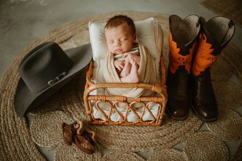 Capturing the essence of a newborn session is always special, but when parents bring sentimental items, it becomes even more meaningful. This sweet little one’s parents brought along a pair of boots and a cowboy hat, reflecting their roots and love for country life. It was a beautiful way to honor their journey and the stories they’ll share with their child as they grow. These personal touches make each session truly unique and timeless, freezing precious memories forever. Bringing cherished... Cowboy Photos, Old Cowboy, Boy Newborn, Newborn Poses, Newborn Pictures, Precious Memories, Newborn Session, Baby Photoshoot, 1 Month