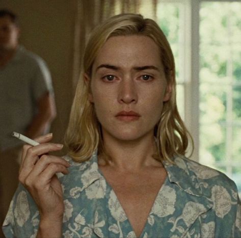 Revolutionary Road, Road Art, Ethereal Makeup, Marilyn Monroe Photos, The Secret History, Kate Winslet, Baddie Hairstyles, Famous Women, Red Aesthetic