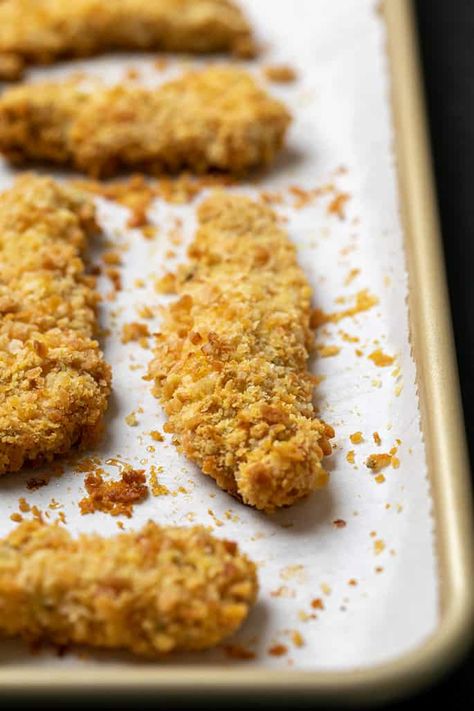 Healthy Breaded Chicken, Gluten Free Chicken Fingers, Chicken Tenders Crispy, Gluten Free Baked Chicken, Gluten Free Chicken Tenders, Gluten Free Chicken Nuggets, Breaded Chicken Strips, Juiciest Chicken, Baked Breaded Chicken