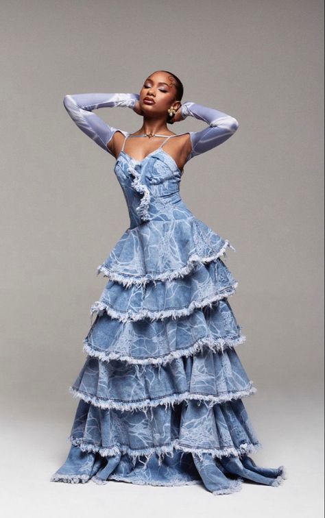 Denim Fashion Runway, Denim Wedding Dresses, Drag Outfits, Denim Wedding, Denim Inspiration, Denim Ideas, Denim Chic, Runway Dresses, Recycled Fashion