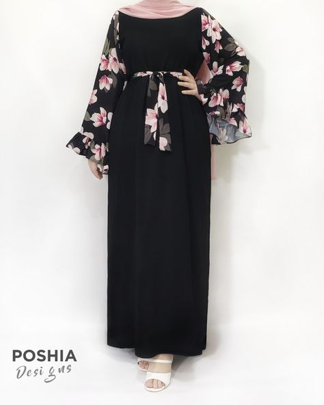 Spring Long Abaya With Floral Embroidery, Abaya With Flowers, Floral Abaya Designs, Floral Abaya, Spring Floral Embroidered Abaya, Long Dress Floral, Luxury Maxi-length Abaya With Floral Embroidery, Hijab Designs, Modest Fashion Hijab