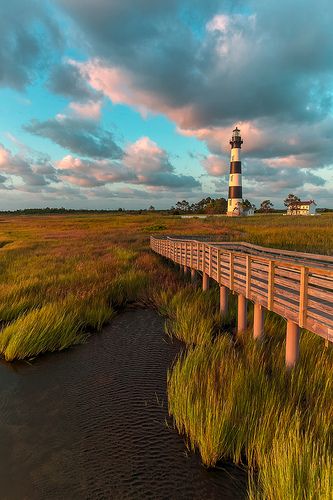 Diamond Shoals of North Carolina Outerbanks Nc Lighthouses, Bodie Island Lighthouse, Beautiful Lighthouse, Outer Banks Nc, Light House, Photography Wall, Sunrise Photography, Outer Banks, Beach Photos