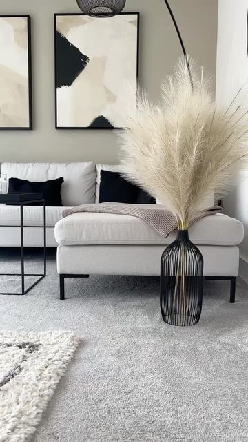 Living Room Inspiration Farmhouse, Modern Living Room Black, Bohemian House Decor, Bohemian Style Interior, Autumn Look, Seasons Change, Affordable Decor, Home Design Living Room, Farmhouse Interior