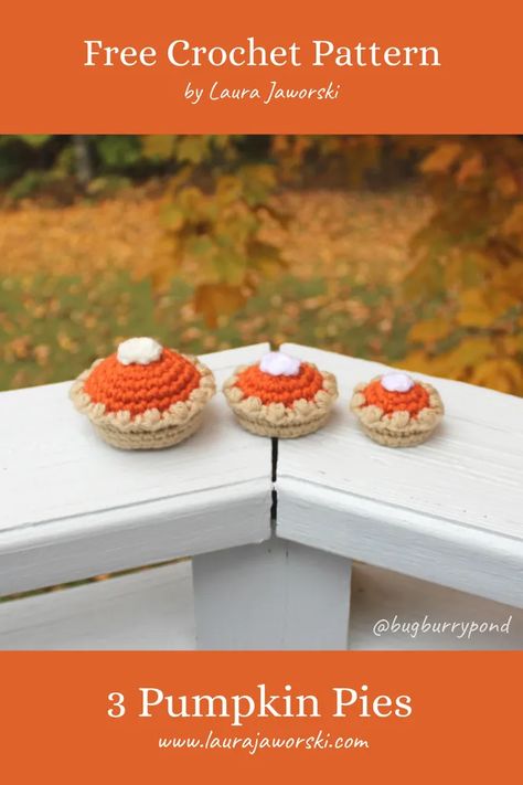 Mini Christmas Puddings, Thanksgiving Crochet, Crochet Cardigans, Fall Crochet Patterns, Halloween Crochet Patterns, Step By Step Crochet, Crochet Food, Crochet Fall, Holiday Crochet