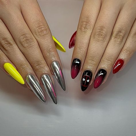 She’s Deadpool ready 😍😍 she wanted claws just like Wolverine so as always, I delivered 😎 Soak off : $20 Gel x set : $60 Art : $30 Total : $110 Deadpool Nails Acrylic, Deadpool Inspired Nails, Deadpool Nail Art, Wolverine Claws Tattoo, Wolverine Nail Art, Venom Nails, Deadpool And Wolverine Nails, Deadpool Nails, Deadpool And Wolverine Nail Art