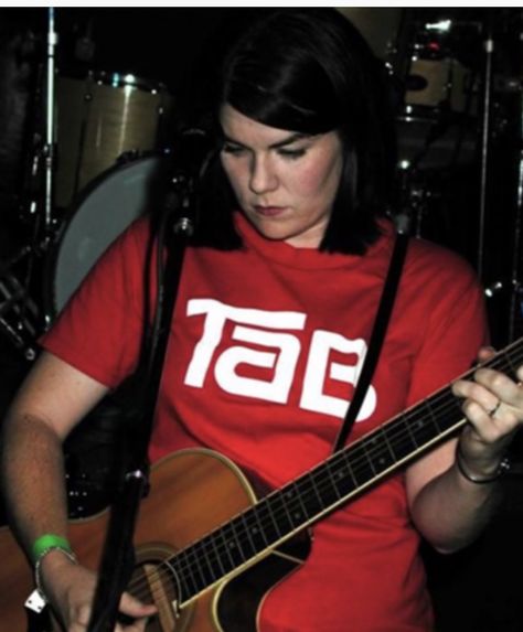 Karen Kilgariff, Hamster Names, Other Woman, Hottest Celebrities, Playing Guitar, Audio Books, Georgia, Sports Jersey, Guitar