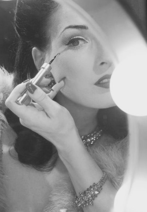 Dita Von Teese Style, Photo Glamour, Dita Von Tease, Idda Van Munster, Commercial Shoot, Aesthetic Life, Dita Von, Dita Von Teese, Cabaret