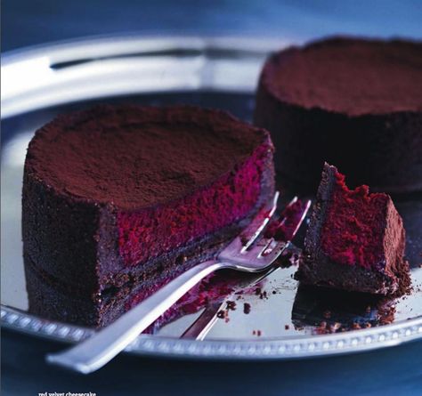 Red Velvet Chocolate Cake Blackberry Coulis, Rose Cheesecake, Donna Hay Recipes, Food Deserts, Velvet Cheesecake, Red Velvet Cheesecake, Donna Hay, Monkey Bread, Eat Dessert