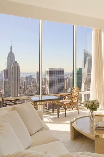 New York Apartment Apartment Luxury Penthouses, Penthouse In New York, Nyc Decor, Nyc Penthouse, Apartment Luxury, Manhattan Apartment, Luxury Penthouse, Indie Room, New York Apartment