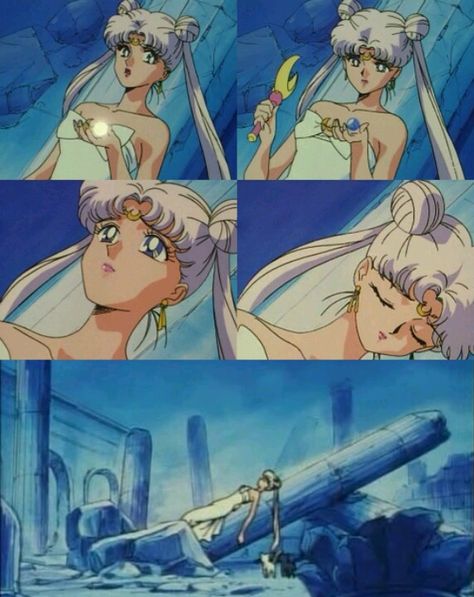 Queen Serenity - omg one of my most favourite moments of Sailor Moon, even though it's so sad Silver Millenium, Comic Wall, I Understood That Reference, Queen Serenity, Sailor Moon Fashion, Moon Kingdom, Moon Fashion, Sailor Moon Fan Art, Sailor Chibi Moon