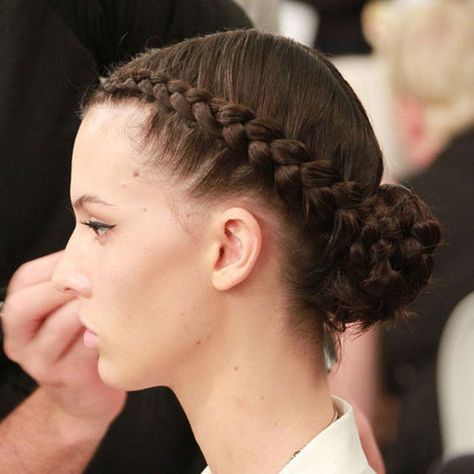 Tight braid with bun. Elie Saab Runway, Military Hair, Fashion Week Hair, Ballet Hairstyles, Hairstyle Ideas Easy, Gymnastics Hair, Tight Braids, Cheer Hair, Braided Prom Hair