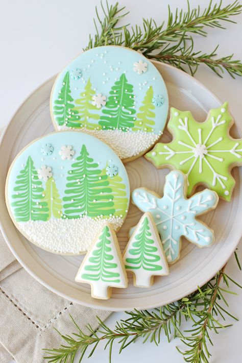 Winter Wonderland Cookies, Wonderland Cookies, Christmas Sugar Cookies Decorated, Kek Lapis, Winter Cookies, Winter Cookie, Sugar Cookie Designs, Xmas Cookies, Fancy Cookies