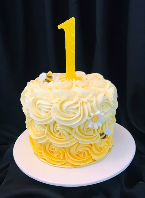 Three Year Old Bee Birthday, Sweet As Honey Birthday Party, Bumble Bee Smash Cake First Birthdays, 1st Birthday Bee Cake, Bumble Bee First Birthday Cake, 1st Bee Day Smash Cake, Queen Bee First Birthday, Bee Themed Cake 1st Birthdays, First Bee Day Cake Smash