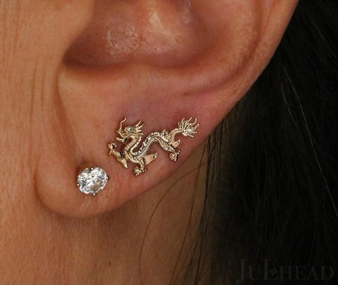 Fei Long, Body Vision Los Angeles, Lobe Piercing, Green Diamond, Piercings, Diamond Earrings, Instagram Profile, Angeles, Green