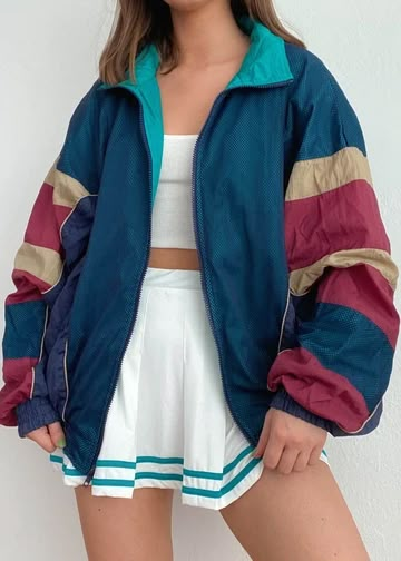 Retro Windbreaker Outfit, Retro Jacket Outfit, 80s Vintage Outfits, Vintage Jacket Outfit 90s, 80s Jacket Outfit, Ropa Retro 80s, 80s Windbreaker Outfit, Retro Outfits 80s 1980s, Vintage Jackets Retro