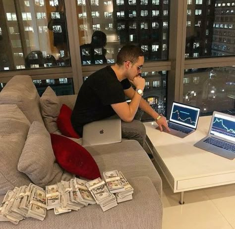 Trader Lifestyle, Trader Life, Forex Lifestyle, Billionaire Men, Men Luxury Lifestyle, Trading Lifestyle, Successful Business Man, Mens Luxury Lifestyle, Billionaire Life