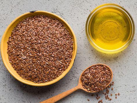 DIY Botox cheat sheet: How to make flaxseed gel for face? Usage, benefits, and other details explored Flaxseed Gel For Face, Flaxseed Gel Recipe, Diy Botox, Natural Facial Mask, Natural Botox, Flaxseed Gel, Botox Alternative, Botox Face, Homemade Beauty Recipes