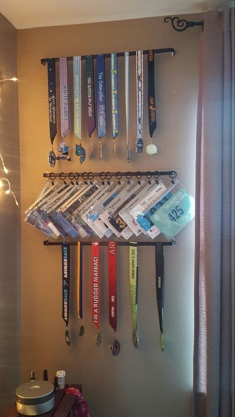 Bmx Trophy Display Ideas, Display Running Bibs, Ribbon Medal Display, Displaying Race Bibs And Medals, Track Bib Display, Runners Bib Display, Medal Award Display, Ideas For Medals Display, Diy Race Medal Display