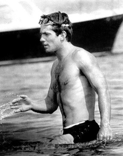 25 Gratuitous Photos of Kennedys on Boats | GQ Jfk Jnr, Carolyn Bessette, John Junior, John Fitzgerald, Jfk Jr, John John, Ricky Martin, Dear John, Jackie O