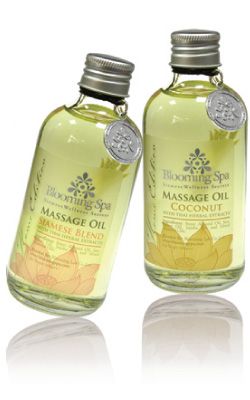 Massage Oil Bottle Design, Massage Oil Packaging Design, Massage Oil Packaging, Organic Skin Care Packaging, Spa Photoshoot, Massage Oil Bottle, Coconut Oil Massage, Spa Product, Massage Products