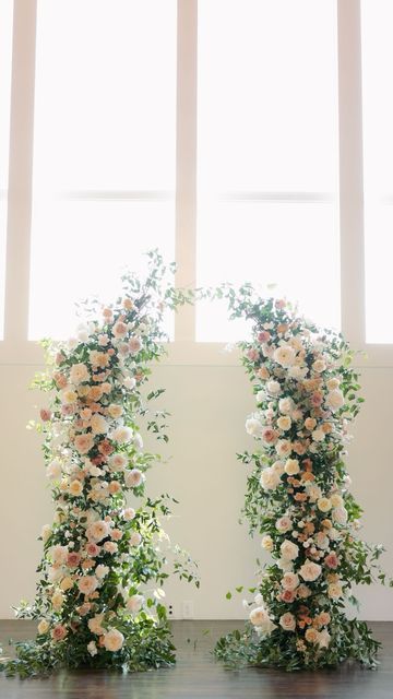 Semi Arch Wedding, Half Floral Arch, Deconstructed Floral Arch, Broken Arch Wedding Flowers, Broken Arch Wedding, Floral Arches Wedding, Rose Arch Wedding, Double Arch Wedding, Diy Floral Arch