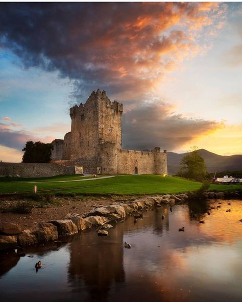 Castle On Fire, Ross Castle Ireland, Insta Backgrounds, Ross Castle, Castle Ireland, Celtic Nations, Castles In Ireland, Irish Culture, Scotland Highlands