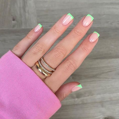 French Tip Nail Art, Bridesmaids Nails, Trendy Nail Designs, Pastel Nails Designs, Pastel Nail, Short Coffin Nails, Short Square Nails, French Acrylic Nails, Short Acrylic