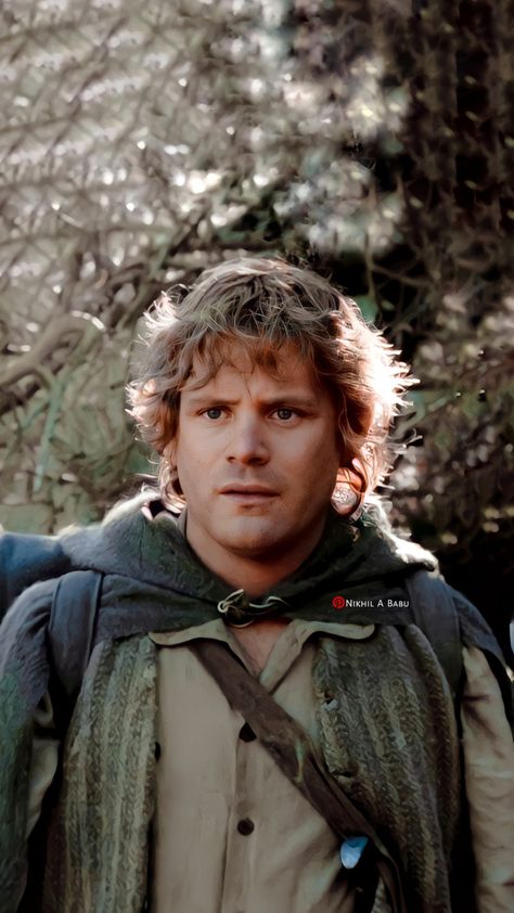 Lord of the Rings : Return of the King Samwise Gamgee Wallpaper Retouch Edit Lord Of The Rings Samwise, Samwise Gamgee Wallpaper, Lord Of The Rings Reference Photos, Samwise Gamgee Art, Samwise Gamgee Aesthetic, Lord Of The Rings Aesthetic Wallpaper, Sam Lord Of The Rings, Sam Gamgee, Hobbit Costume