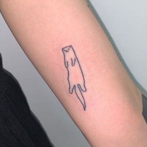 Messy Tattoo Aesthetic, Weird Friend Tattoos, Funny Stick And Poke Tattoo, Small Grunge Tattoos Simple, Simple Funny Tattoos, Weird Small Tattoos, Funny Cute Tattoos, Simple Grunge Tattoos, Otter Tattoo Simple